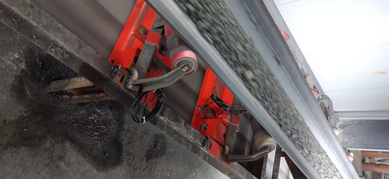 1684395438113637.jpg 河北承德寬豐崖門(mén)子礦業(yè)有限公司-M1皮帶秤.jpg